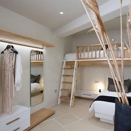 Estate Naxos - Private Hillside Estate