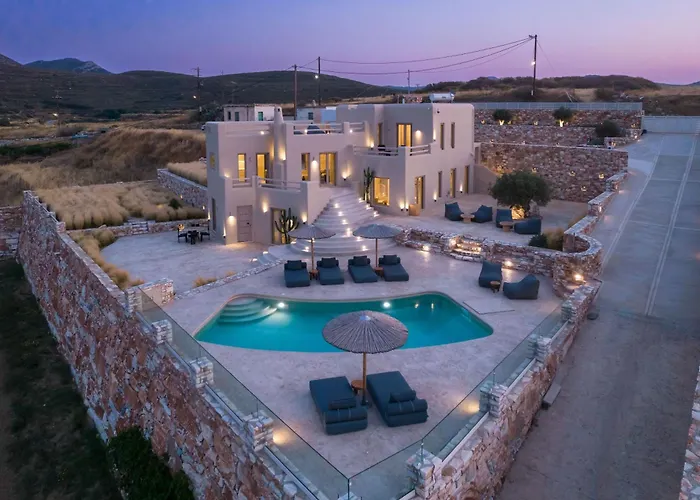 Estate Naxos - Private Hillside Estate *